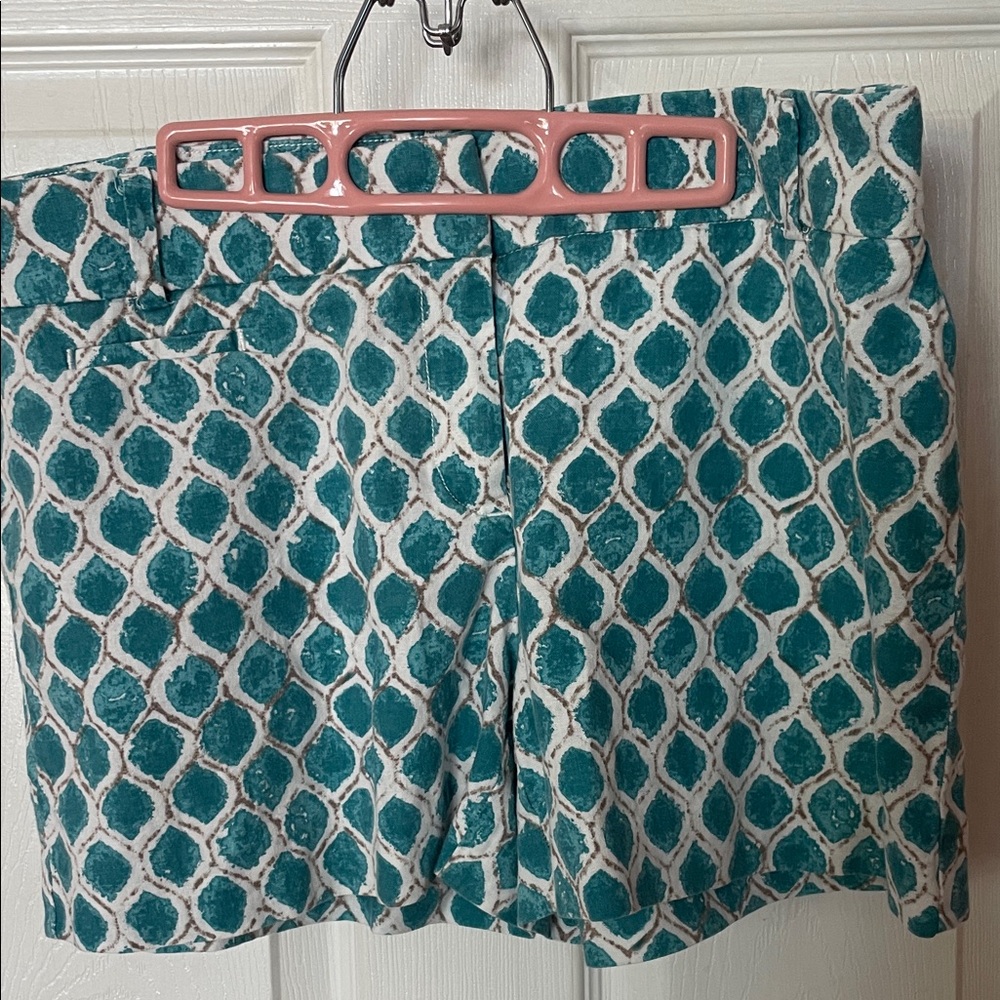 Ann Taylor LOFT gorgeous Women’s dressy shorts. Classy! Excellent preowned cond